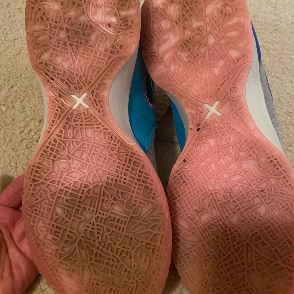 Nike LeBron Nxxt Gen mens basketball shoes. - Picture 7 of 7
